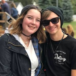 Meet your Posher, Lessa